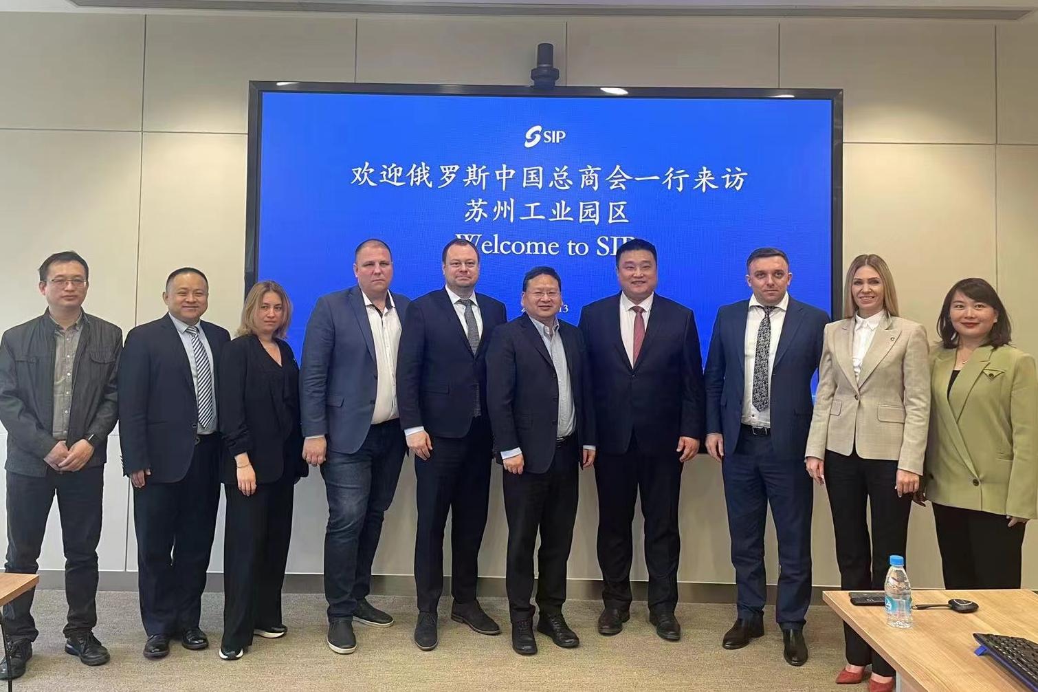 俄羅斯“復合谷”科學技術創新中心一行考察中國復合材料市場