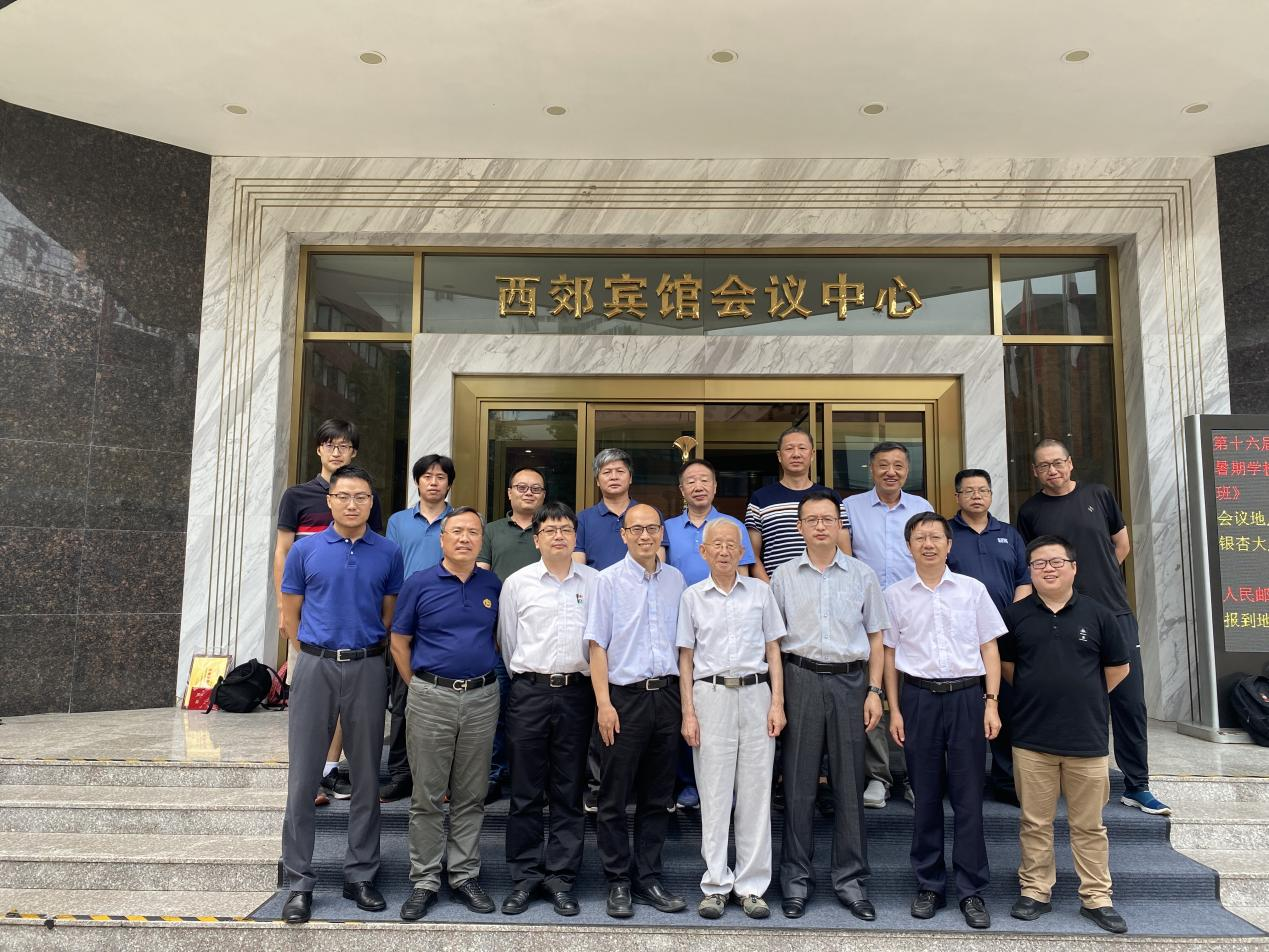 中國復(fù)合材料工業(yè)協(xié)會拉擠專委會成立會議暨第一次工作會議在京召開 中國復(fù)合材料工業(yè)協(xié)會拉擠專委會成立會議暨第一次工作會議在京召開