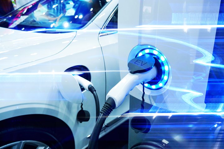2020-cw-GettyImages-electric-cars1.jpg