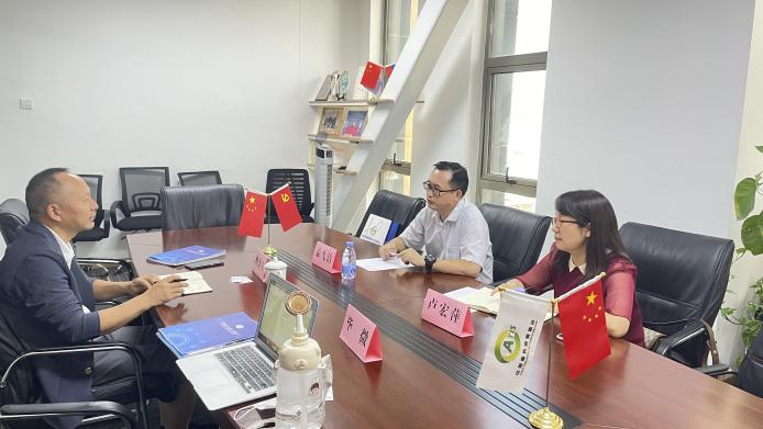 加強協會互動，中國復合材料工業協會秘書長孟弋潔一行拜訪中國服務貿易協會