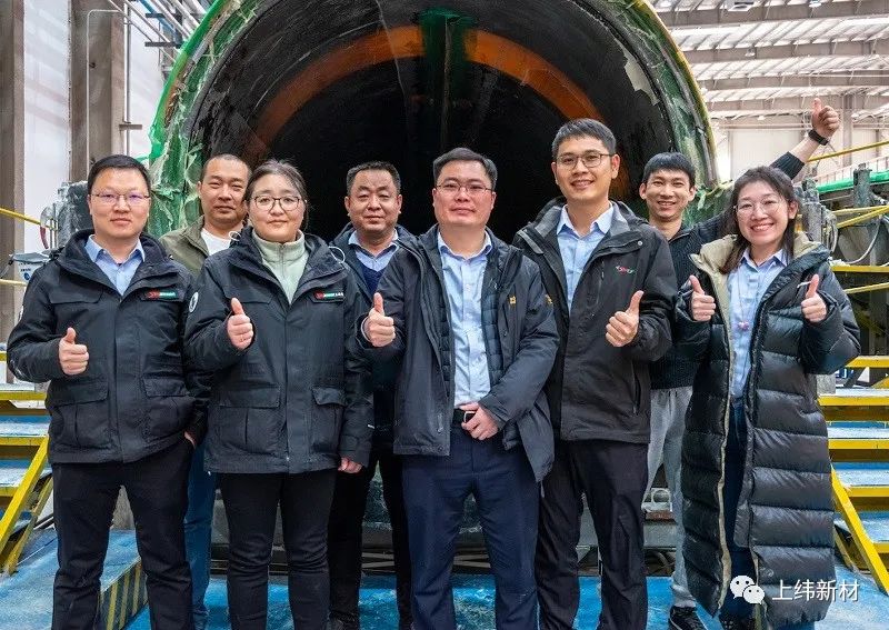 熱烈祝賀！上緯新材與明陽智能合作使用EzCiclo可回收熱固性樹脂大型葉片成功下線