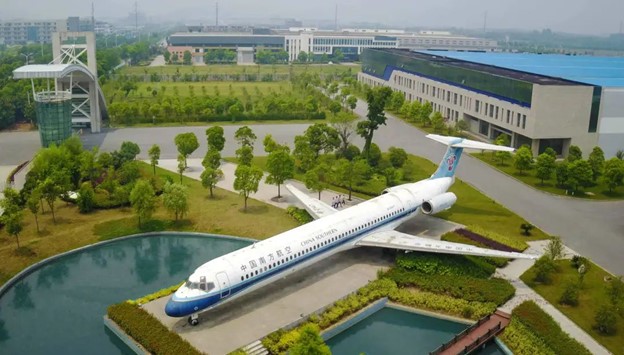 小部件“托舉”國產大飛機，鎮江生產C919半數復合材料結構件