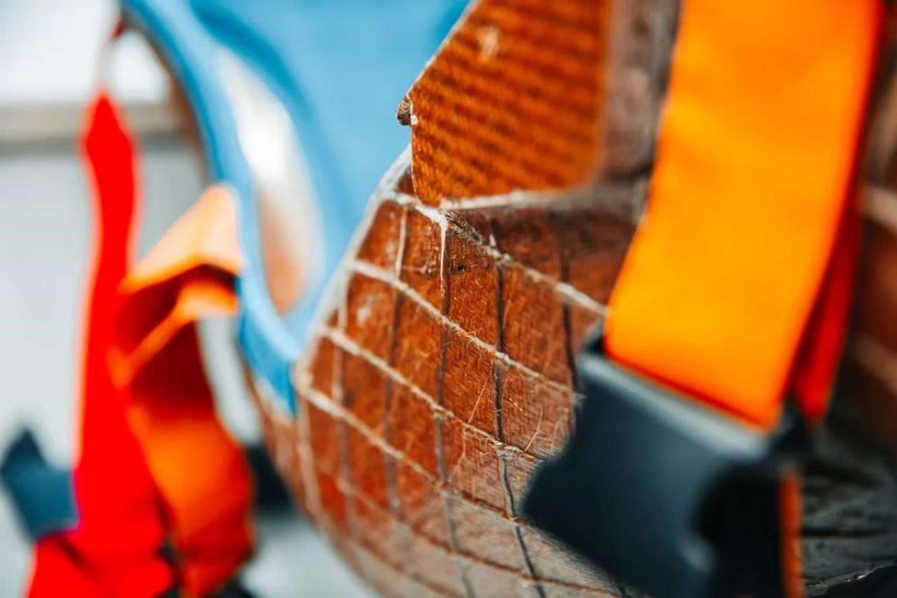McLaren與Bcomp合作開發由亞麻纖維制成的一級方程式賽車座椅