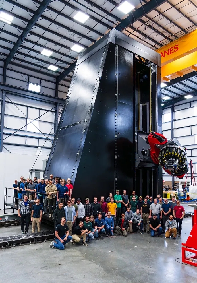 美國火箭實驗室（Rocket Lab USA）開始安裝啟用大型碳復合材料火箭機器人制造機
